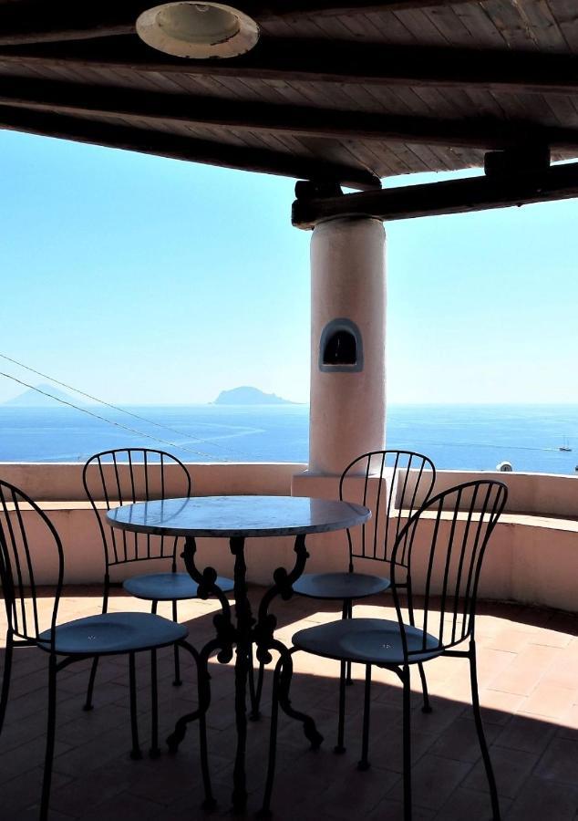Case Al Mare - Terrazzi Panoramici E Ampio Giardino Santa Marina Salina Ngoại thất bức ảnh