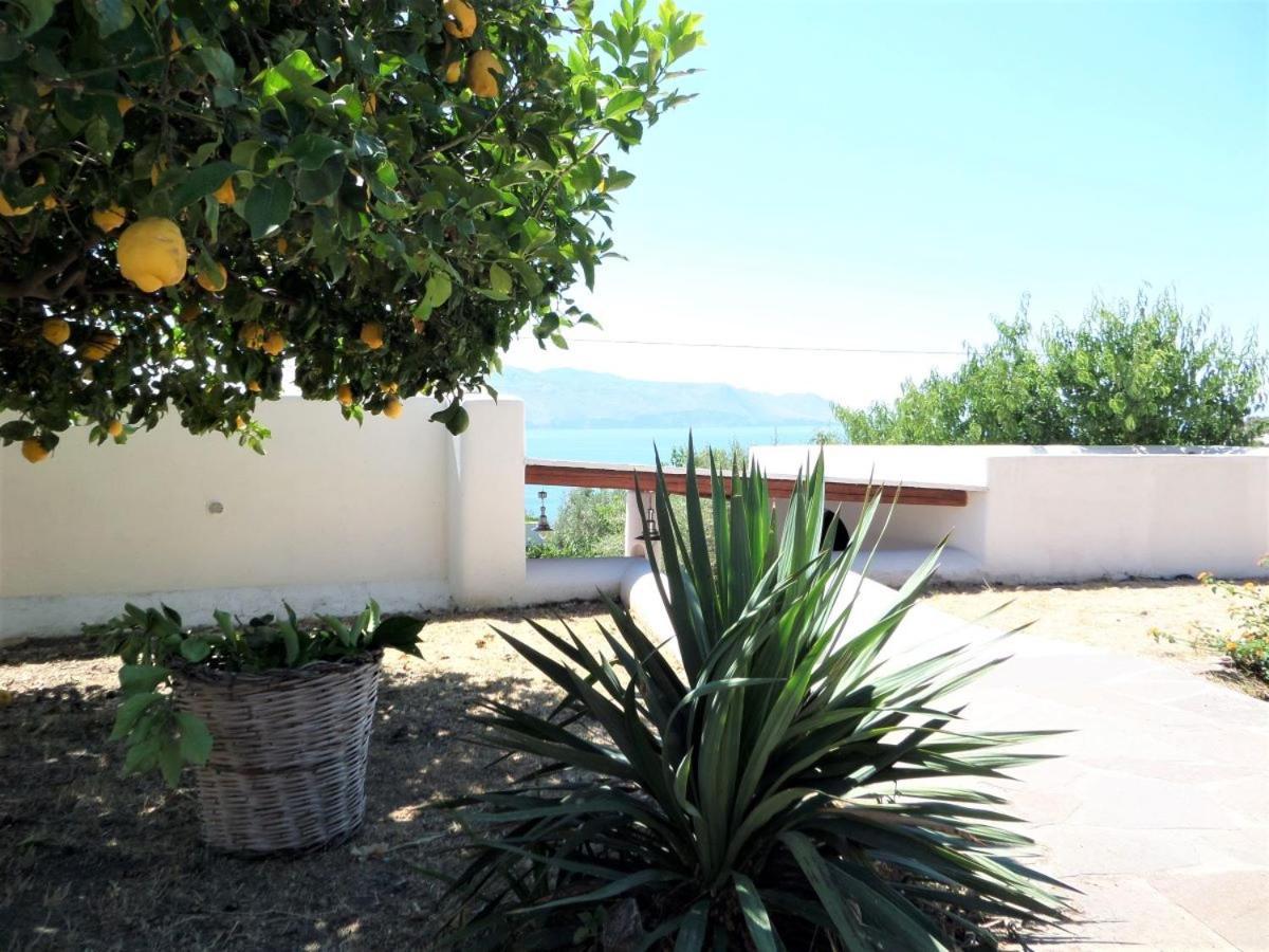 Case Al Mare - Terrazzi Panoramici E Ampio Giardino Santa Marina Salina Ngoại thất bức ảnh
